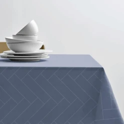 Södahl Tiles Damask Dug Med Staincoat Sky Blue 140 X 270 Cm